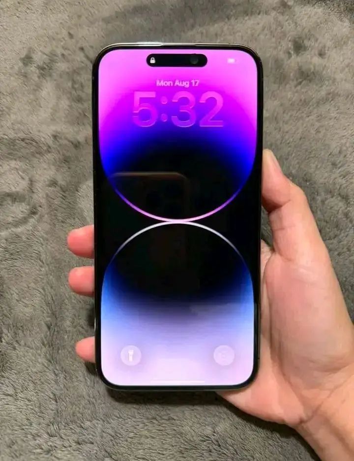 iPhone 14 pro - photo 3