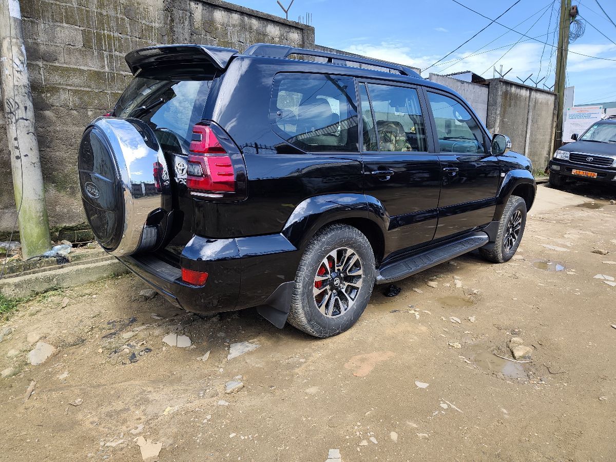 TOYOTA LAND CRUISER PRADO VX-2 - photo 2
