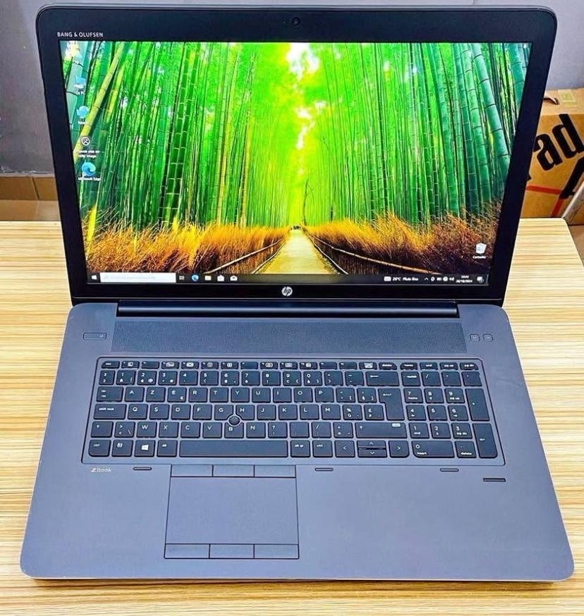 _*HP Zbook 17 G4 Core i7 Mobile Workstation - photo 2