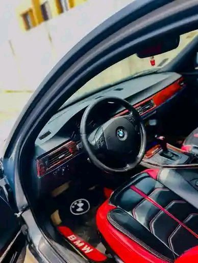 BMW E90 Annèe 2006 - photo 2