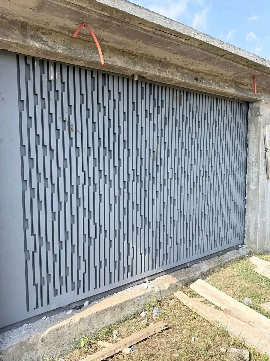 PORTE COULISSANTE