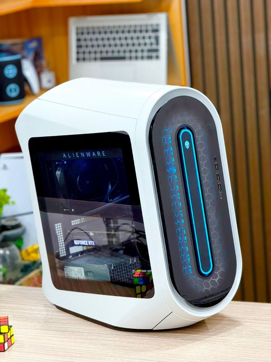Ordinateur de bureau gaming ALIENWARE AURORA R13