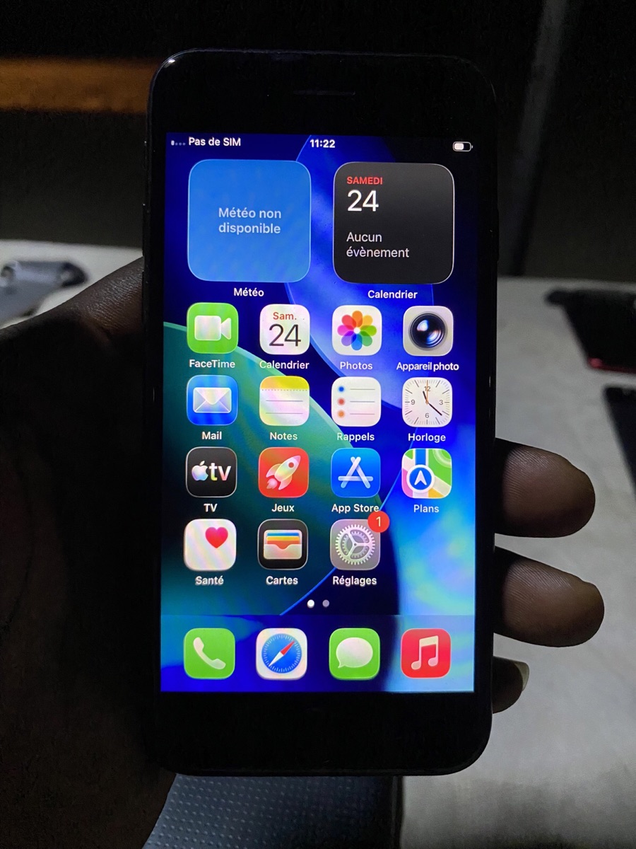 iPhone SE 2022