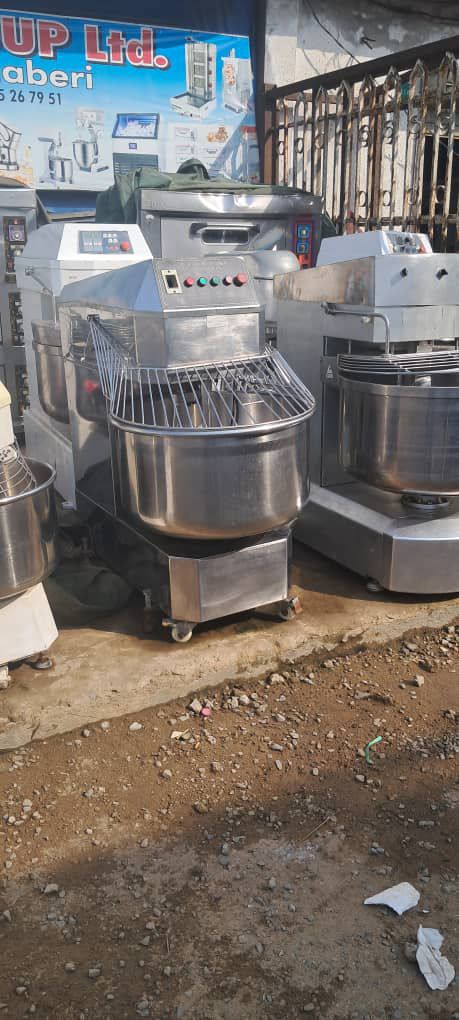 Boulangerie/Patisserie machines and accessories