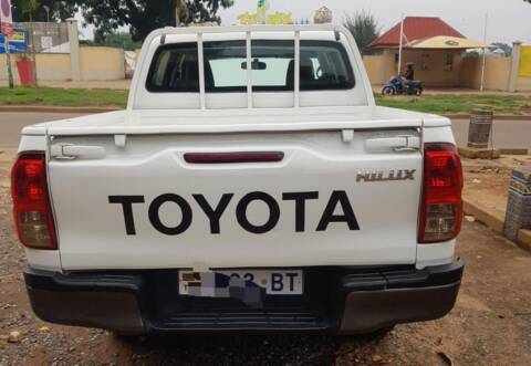 Toyota hilux en vente