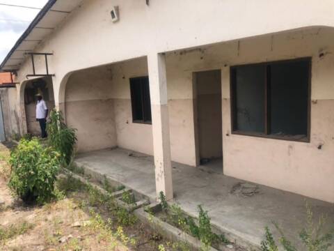 PARCELLE À VENDRE À MIDOMBO