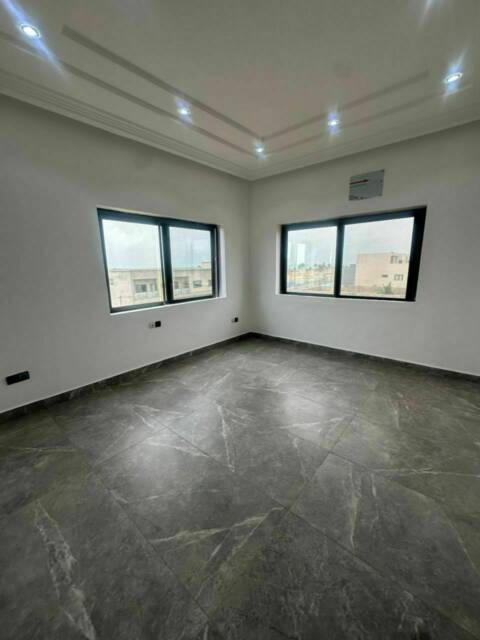 APPARTEMENT F4 HAUT STANDING À LOUER – FIDJROSSÈ
