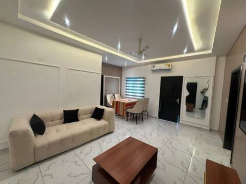 Appartement meublé 3 pièces, Fidjrossè – Cotonou