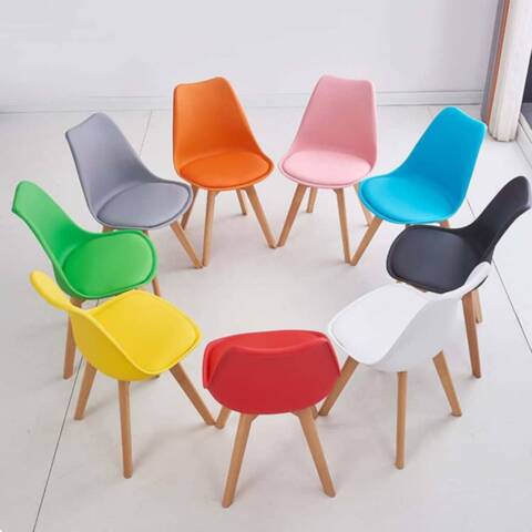 Chaises scandinaves