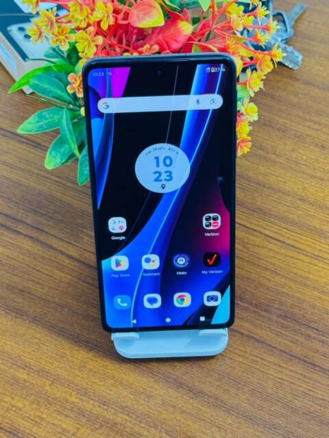 Motorola Edge plus 2022 5G Capacité 256gb ram 12