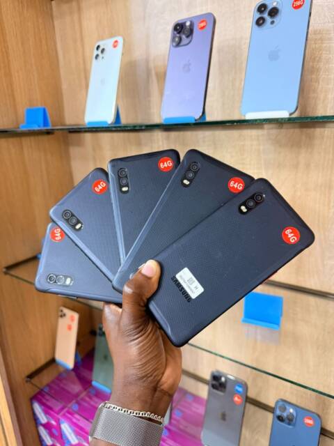 Téléphones Samsung X Cover Pro