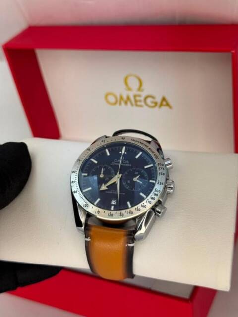 Montre omega en cuir pour homme
