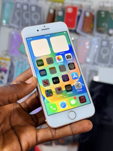 iPhone 8
