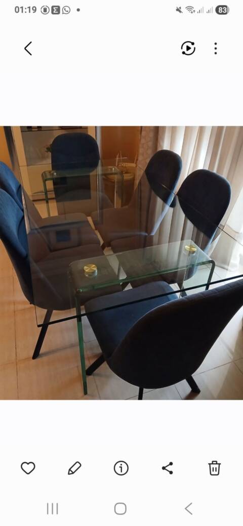 Belle table à manger