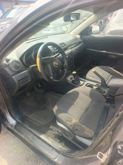 Mazda 3 Année 88 👉 Boi