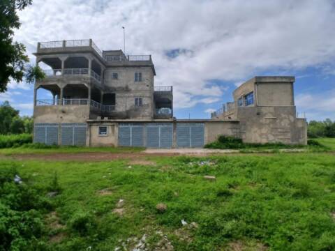 VILLA R+3 AVEC PISCINE À VENDRE – #PAW