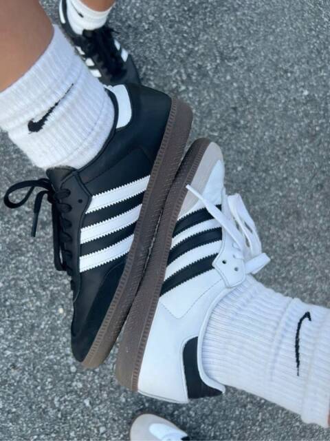 Adidas samba paire de baskets