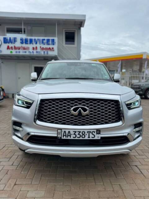 Infiniti QX80 V8 Année 2022, Très propre