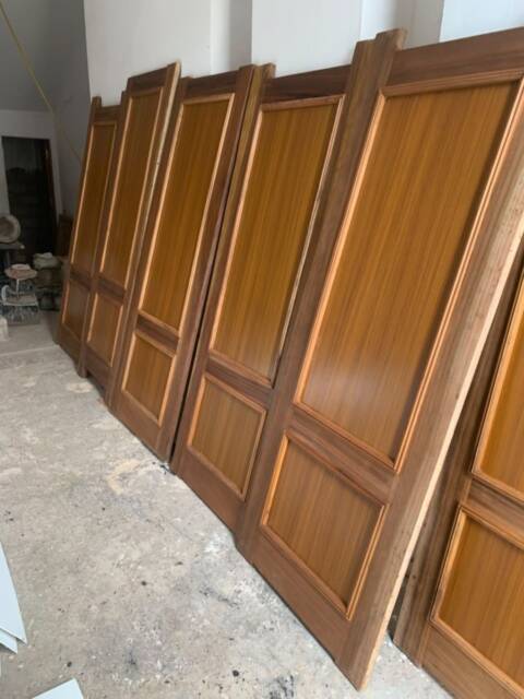 Porte Bois rouge et Djibouti