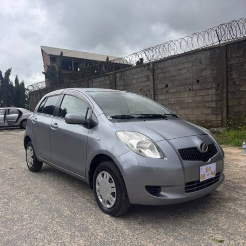 Toyota Yaris vitz automatique