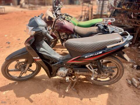 Moto Siruis générique