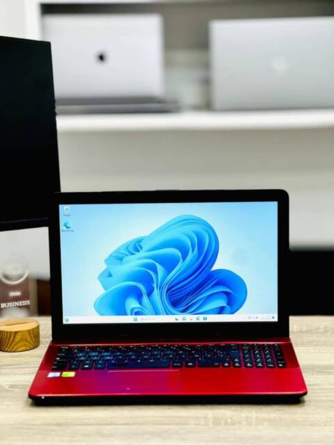 ASUS Laptop 15 X541UV Intel corei5 6th Gen