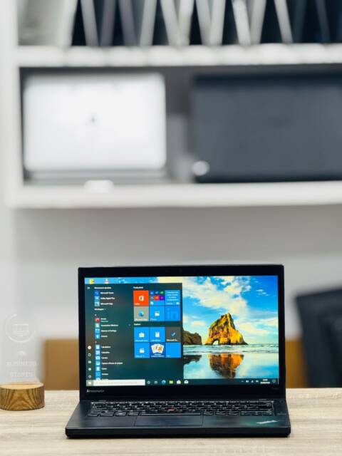 LENOVO THINKPAD T440s core i7 4th generation,
