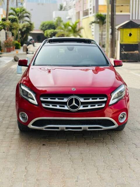 MERCEDES CLA 250 2019 A VENDRE OU ÉCHANGER