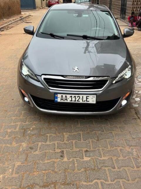 Peugeot 308 T9 diesel manuel climatisé 2016