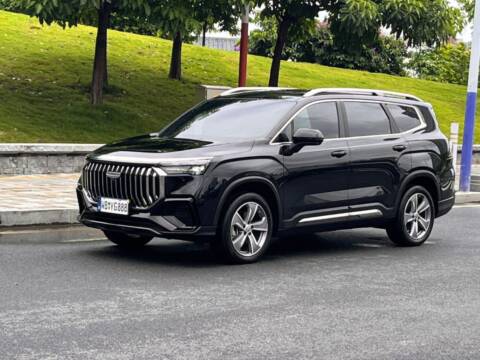 Geely Okavango 2.0T (2024) – 7 Places / SUV Famil