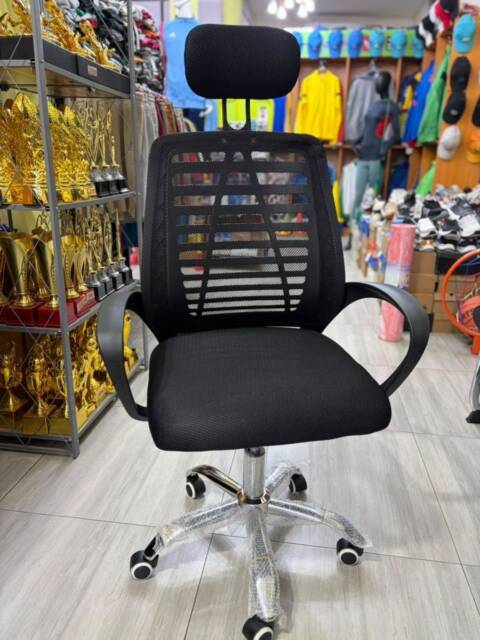 Chaise bureau à roulettes