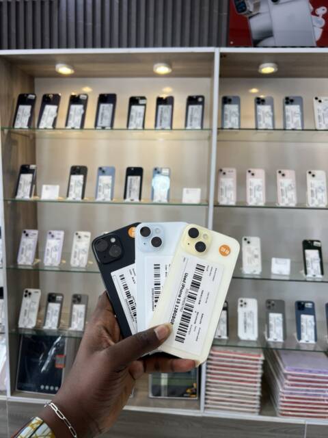 iphone 15 simple venu authentique