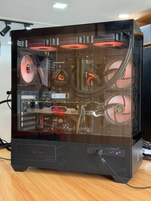 UC GAMING GIGABYTE AORUS ELITE WIFI X570 RYZEN 7